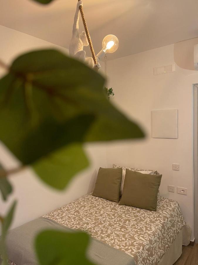 Urban Jungle Rooms Napoli Eksteriør bilde